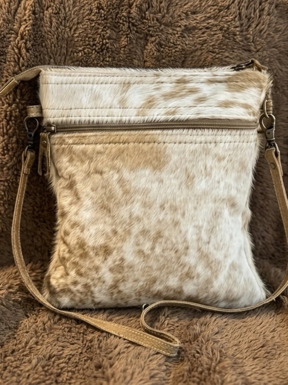 NWOT Myra Full Hair-On Cowhide 3-Compartment Crossbody Bag | Western Boho - Picture 4 of 11